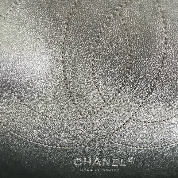 Authentic Chanel Classic Reissue Aged Calfskin Flap Bag - Silver - Picture 13 of 16